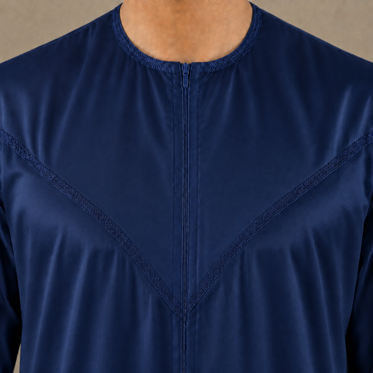 Silky navy men's jubba thobe – zip neckline