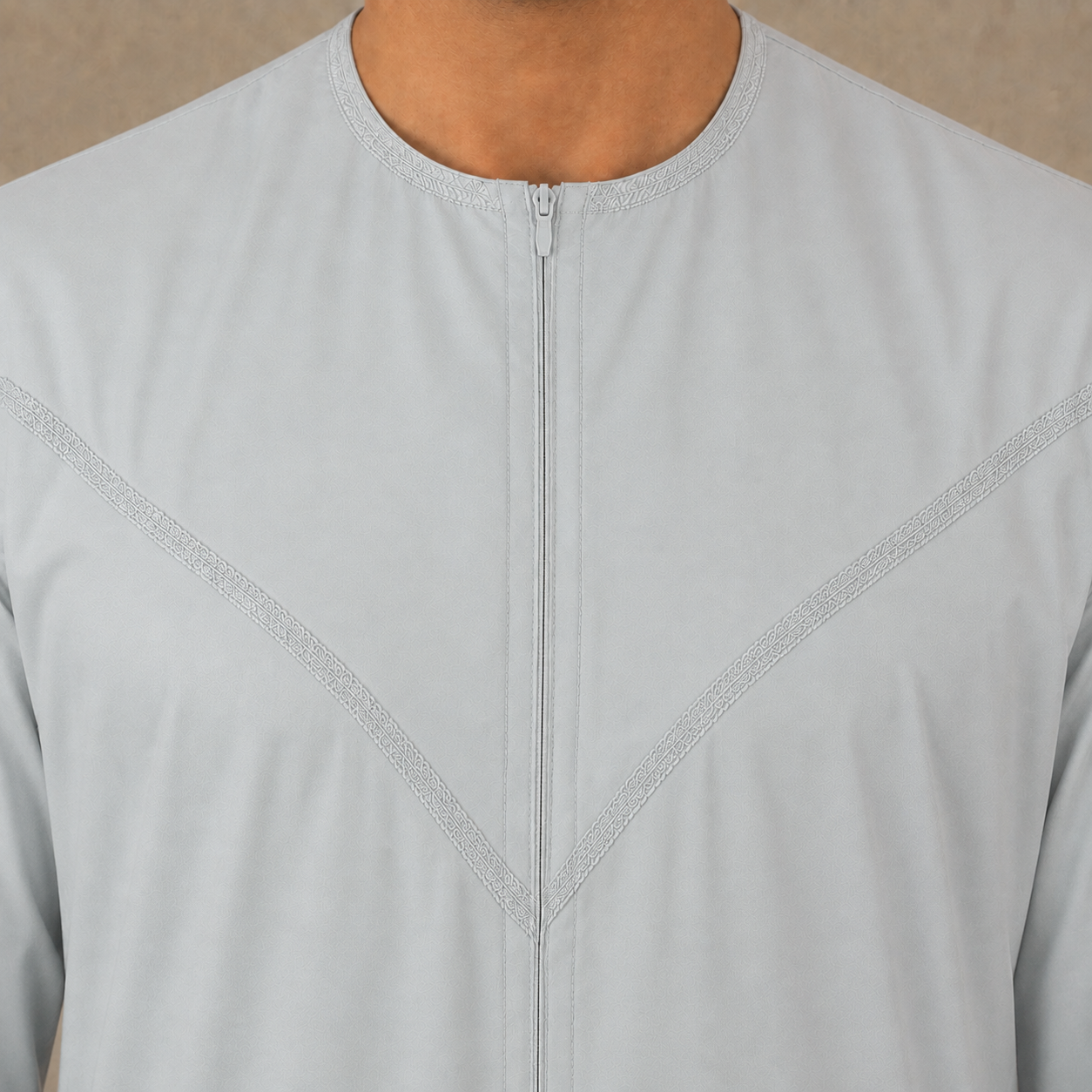 Light blue cotton-look men's jubba – zip neckline detail