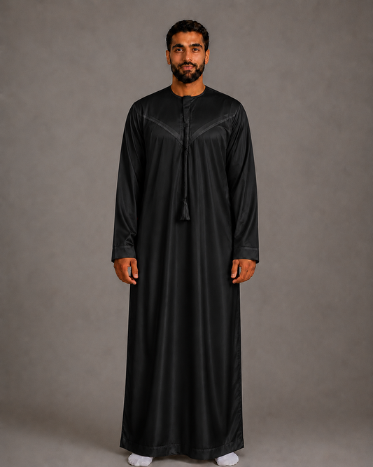 Silky black men's jubba thobe – full-length low-shine view