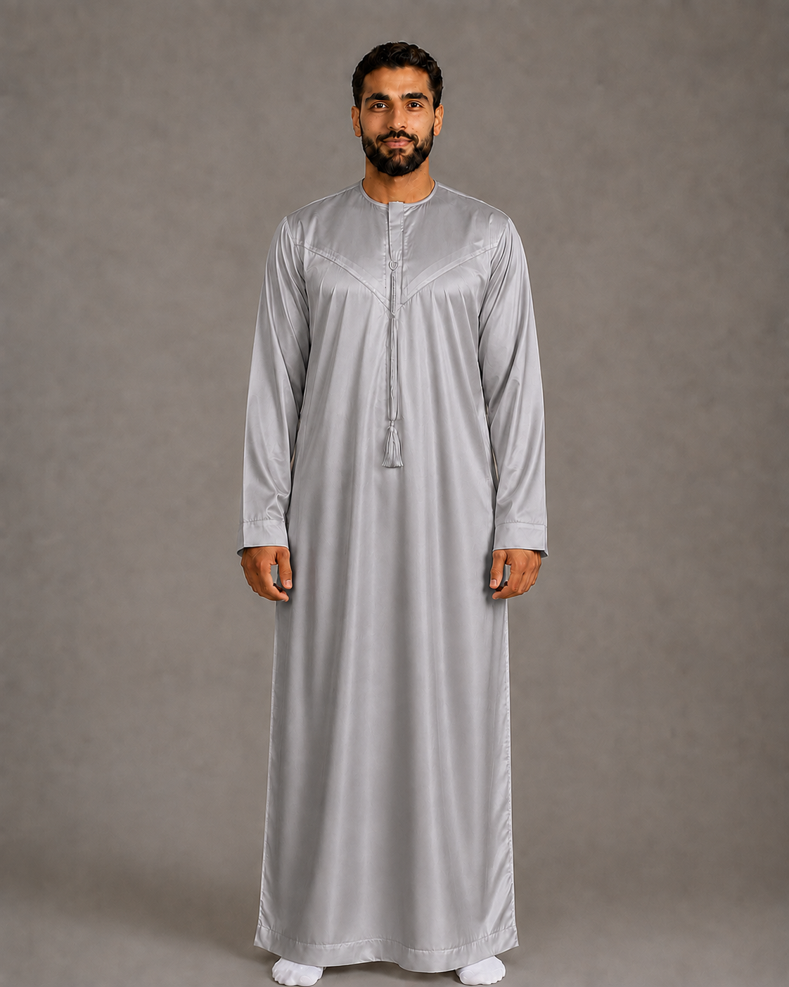 Silky silver-grey men's jubba thobe – full-length view
